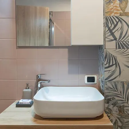 Apartamento Enjoy - Elegante Con Giardino