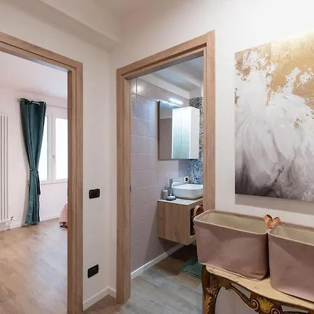Enjoy - Elegante Con Giardino Apartamento