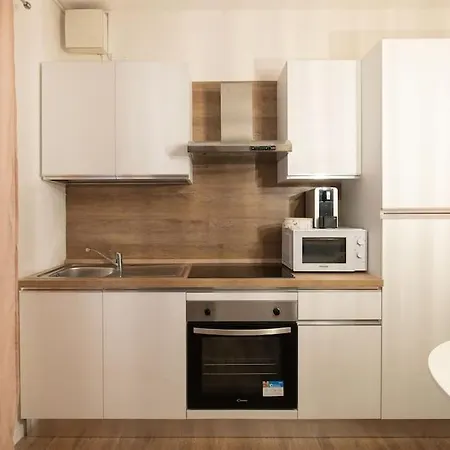 Apartamento Enjoy - Elegante Con Giardino