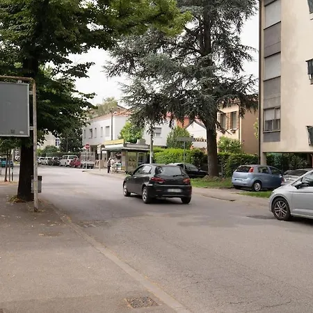 Enjoy - Elegante Con Giardino بادوفا